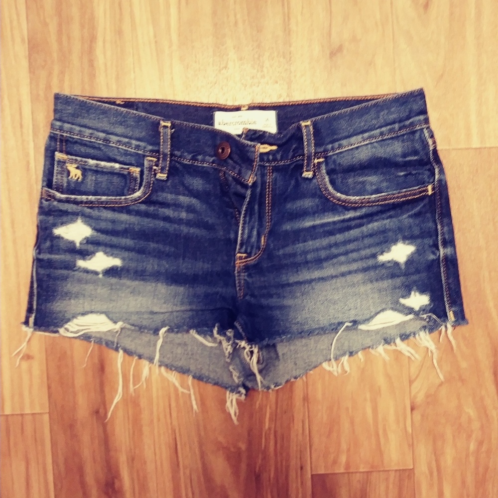 Abercrombie Jeans Short - Picture 1 of 3
